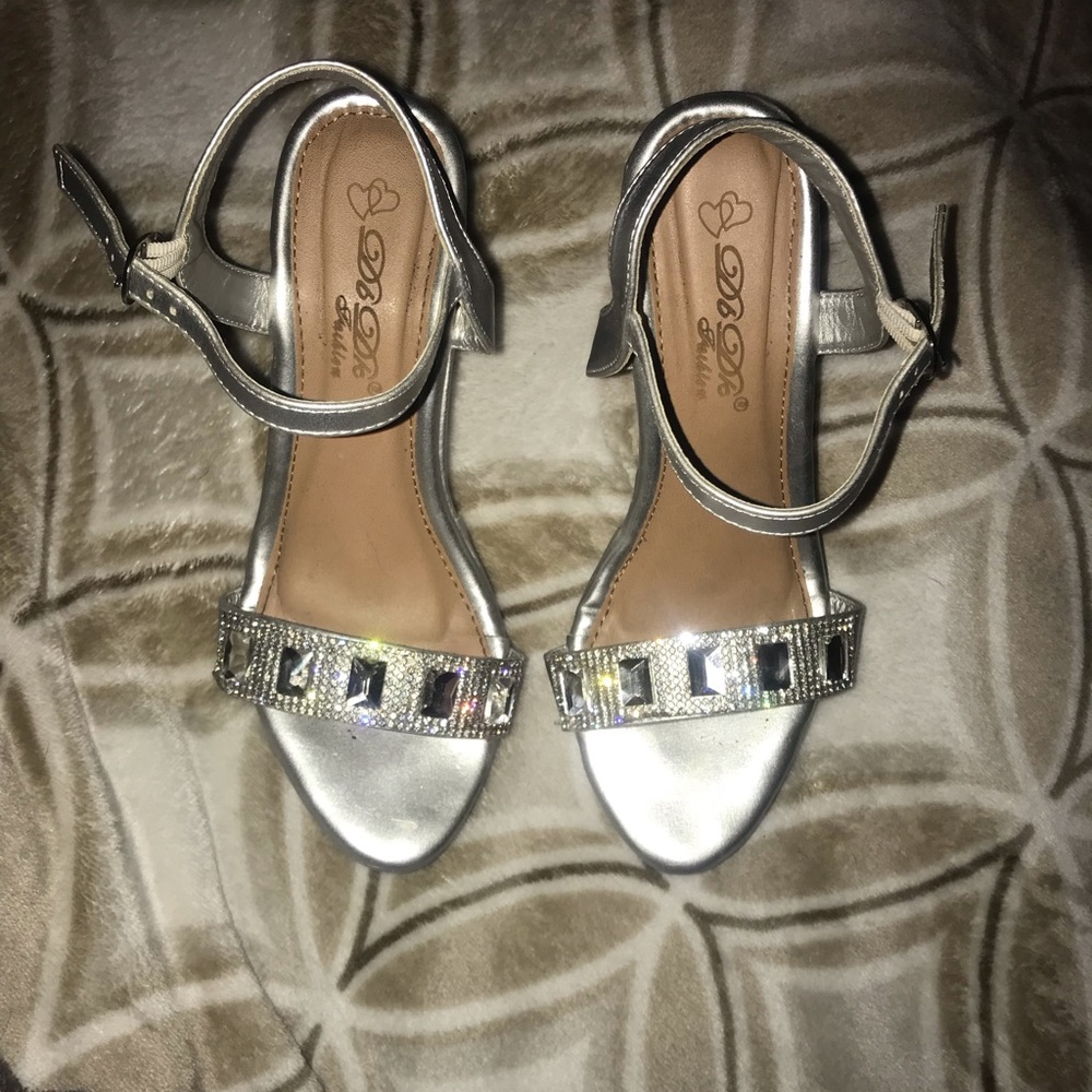 Silver wedges - Picture 2 of 4